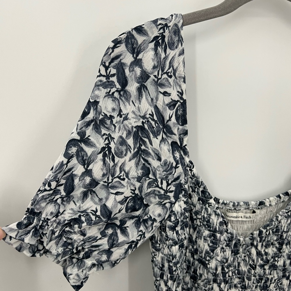 Abercrombie & Fitch short sleeve smocked midi dress - Picture 4 of 10